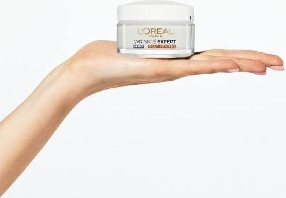 Crema Antirughe Fortificante Multivitamine L'Oreal 65+ 50 ml Vaso