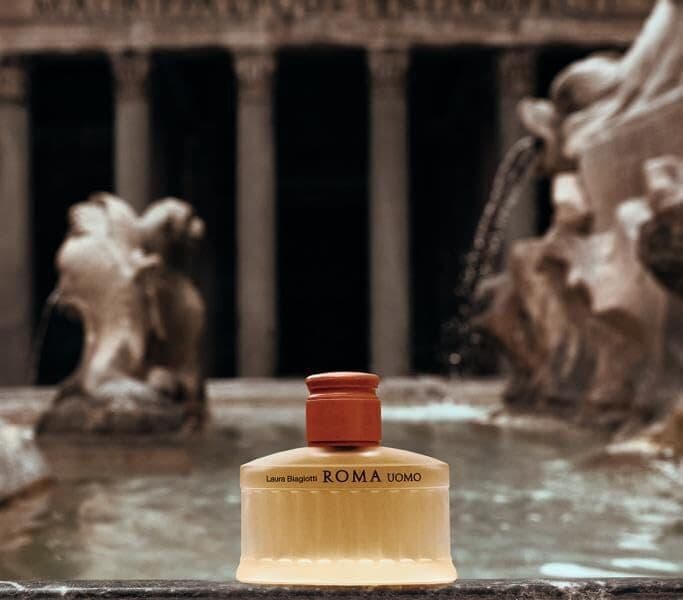 Laura Biagiotti Roma Uomo Eau De Toilette 200ml - Fragranza Maschile AmV