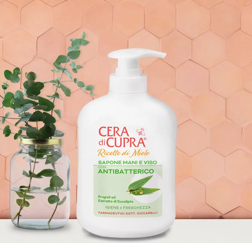 SAP. LIQU. CUPRA RICETTE DI MIELE 200 ML IDRATANTE CON MIELE E FIORI DI MANDORLO DOSATORE